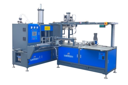 The Key Functions and Impact of the Automatic Battery Casting and Welding Machine